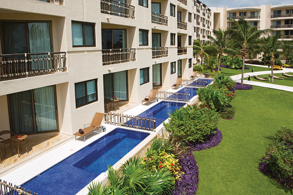 Dreams Riviera Cancun, all-inclusive resort, luxury resorts in Cancun, beachfront resorts, Riviera Cancun hotels, family-friendly resorts, honeymoon resorts, destination weddings, Cancun spa resorts, romantic getaways, luxury accommodations, Cancun restaurants, gourmet dining, Caribbean vacations, Cancun vacation packages, tropical resorts, Cancun pools, Riviera Maya resorts, Cancun family vacations, Cancun beachfront resorts, Cancun resorts near airport, Cancun luxury resorts, Riviera Maya beachfront resorts.