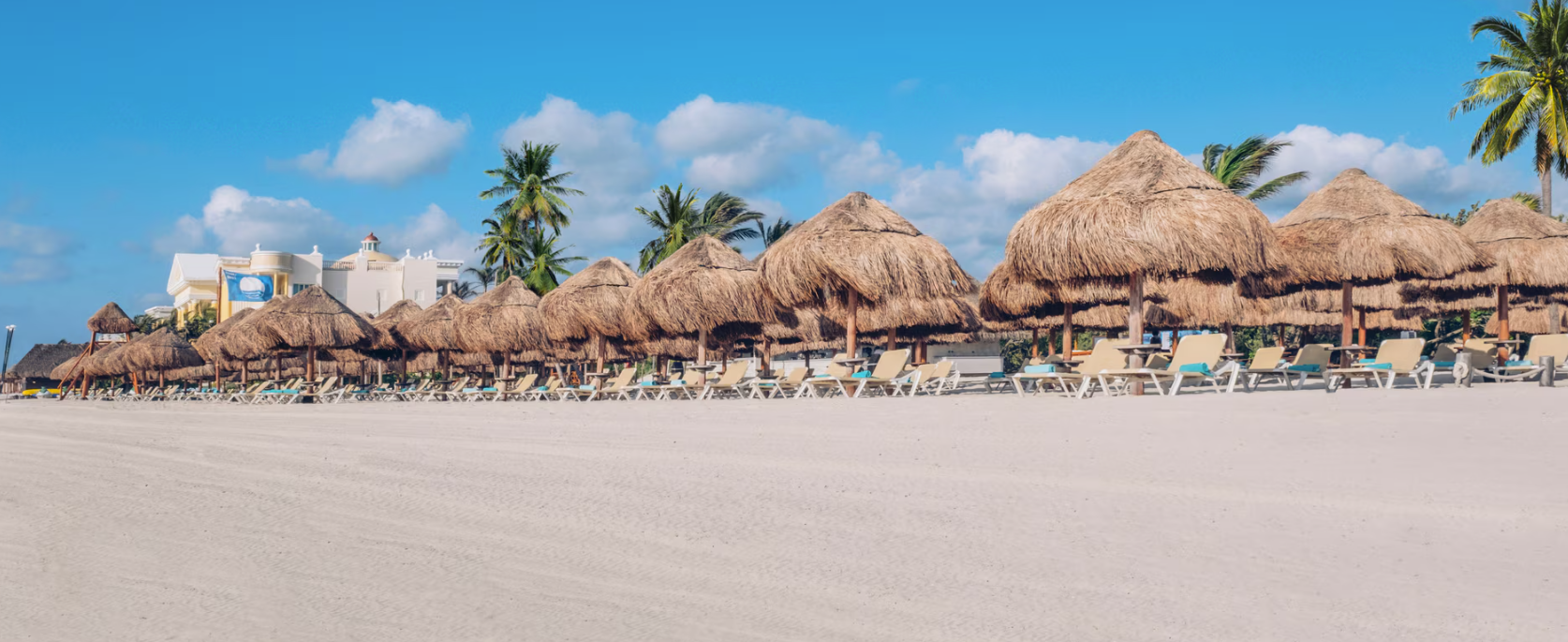 Group travel resorts in Riviera Maya