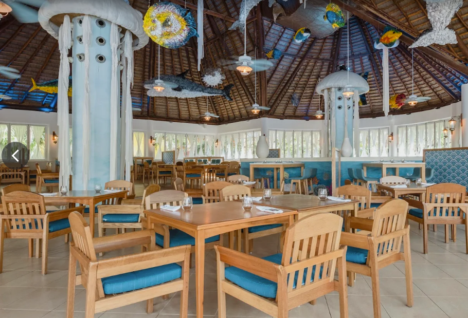 Group travel resorts in Riviera Maya