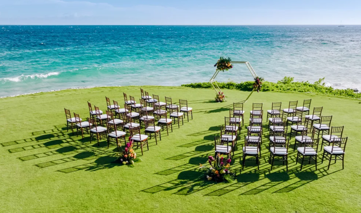 QUIZ: What Kind of Destination Wedding Bride Are You?